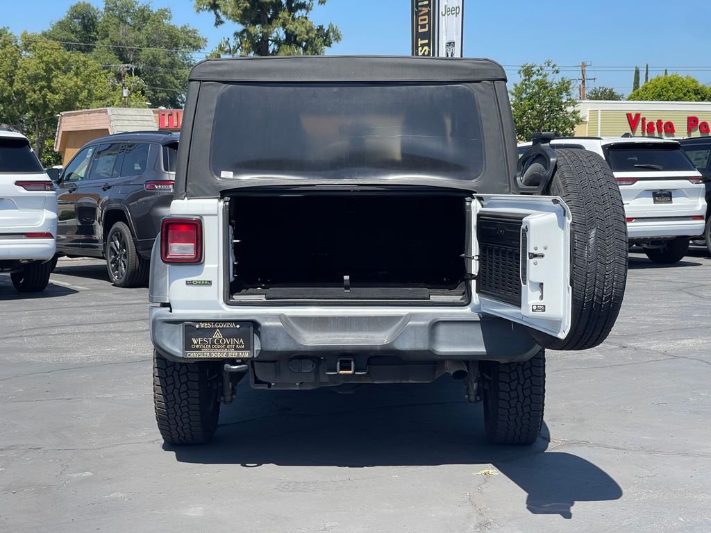 Used 2022 White Jeep Unlimited Sport S image 8