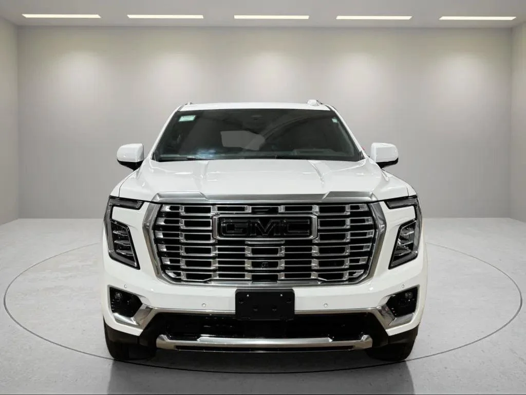 Certified Used 2025 Summit White GMC Denali image 6