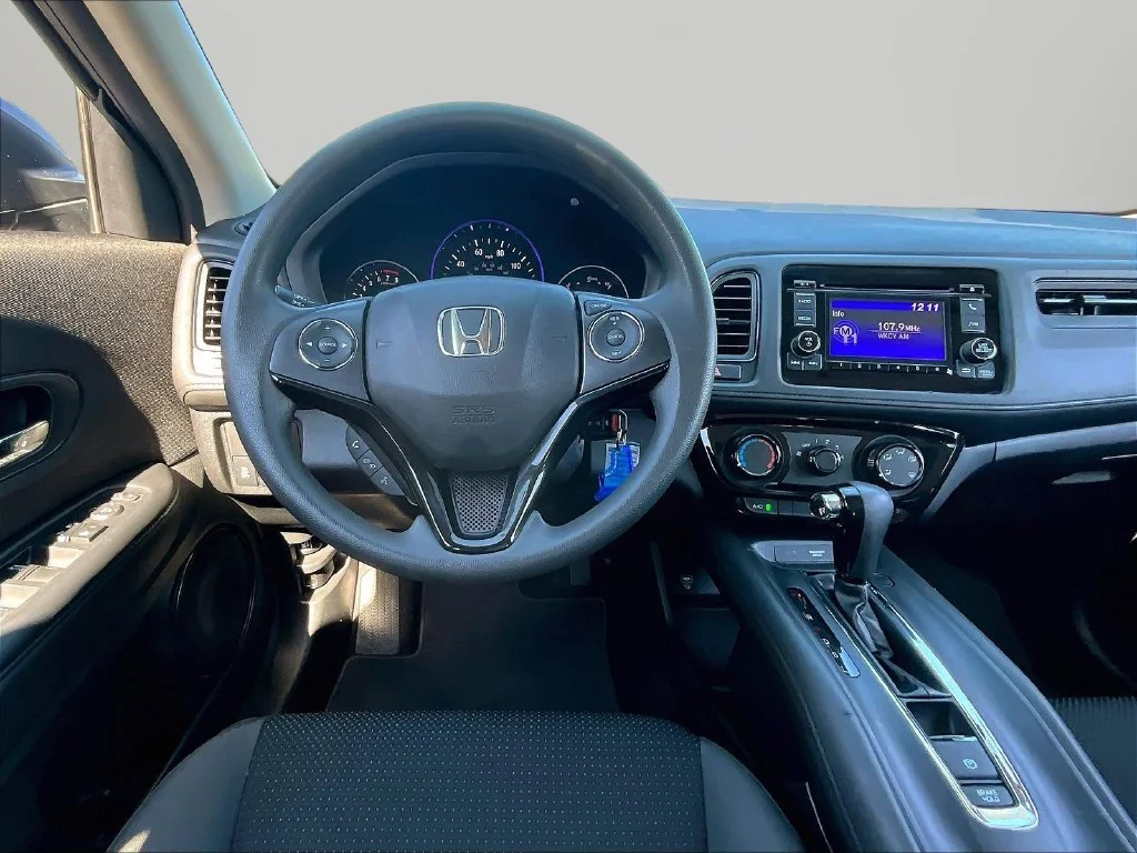 Used 2022 Gray Honda LX image 9