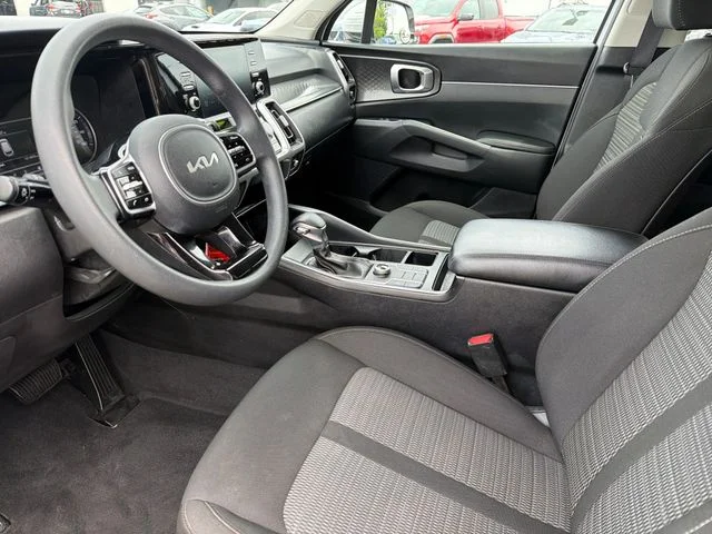 Used 2022 White Kia LX image 16