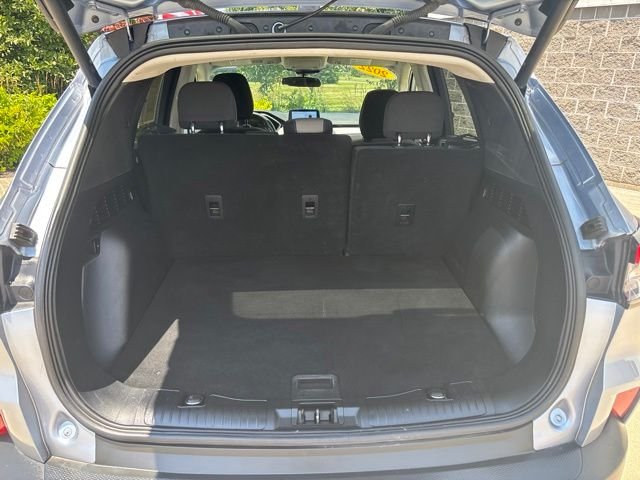 Used 2022 Blue Ford SE image 12