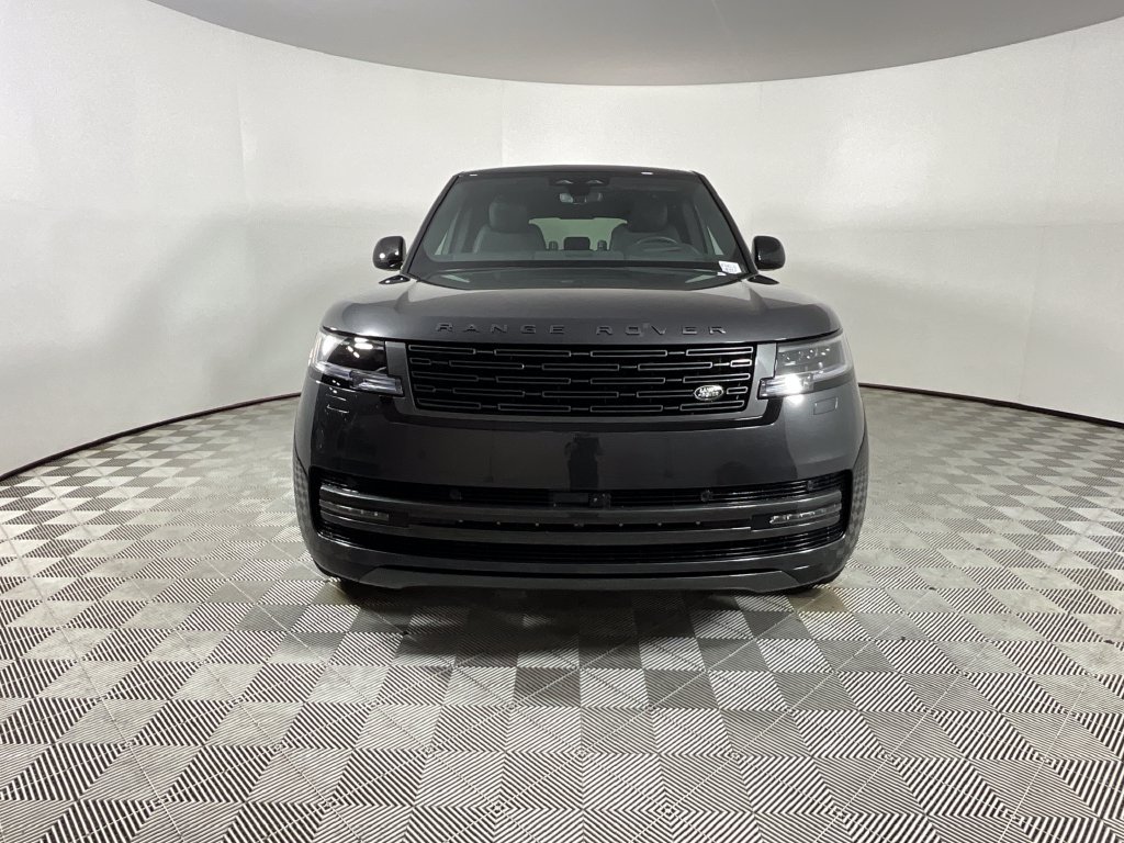 New 2026 Carpathian Grey Land Rover SE LWB 7-Seats / V8 image 8