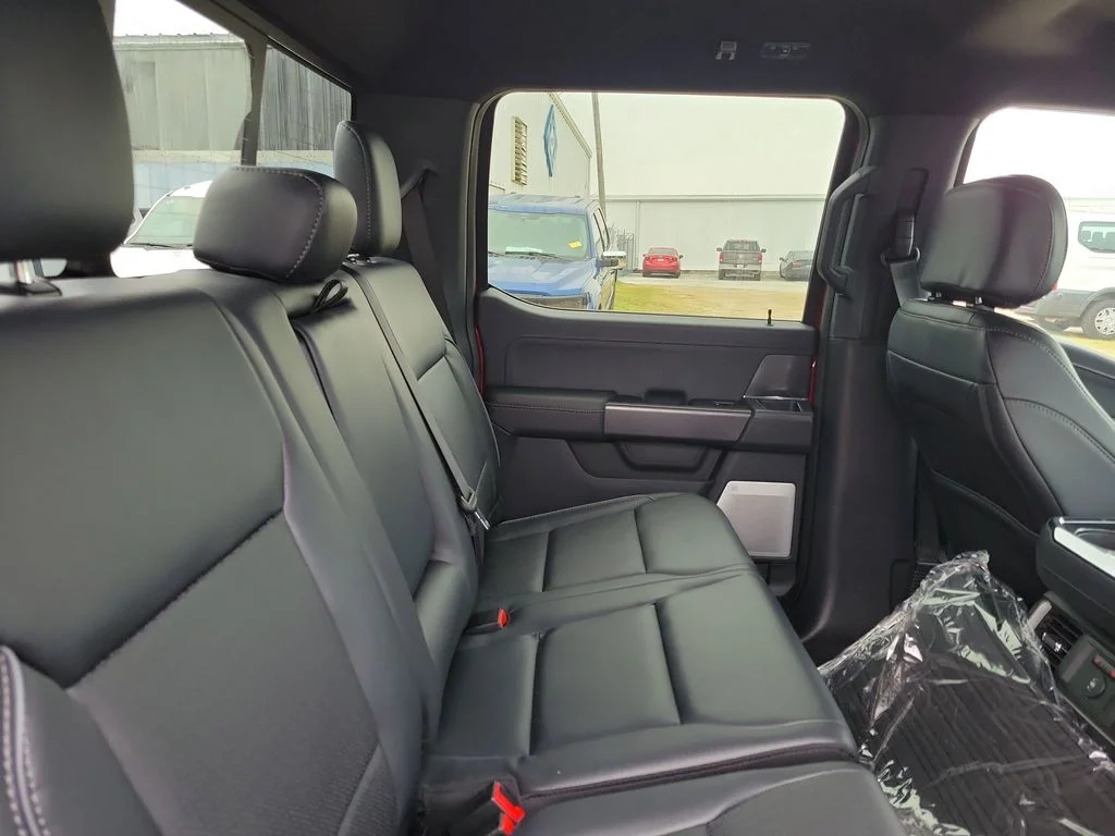 New 2026 Ruby Red Metallic Tinted Clearcoat Ford Lariat® image 30