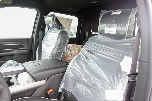 New 2026 Bright White Clear-Coat Exterior Paint RAM Laramie image 13