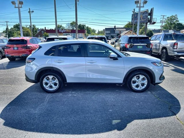 Used 2025  Honda LX image 17