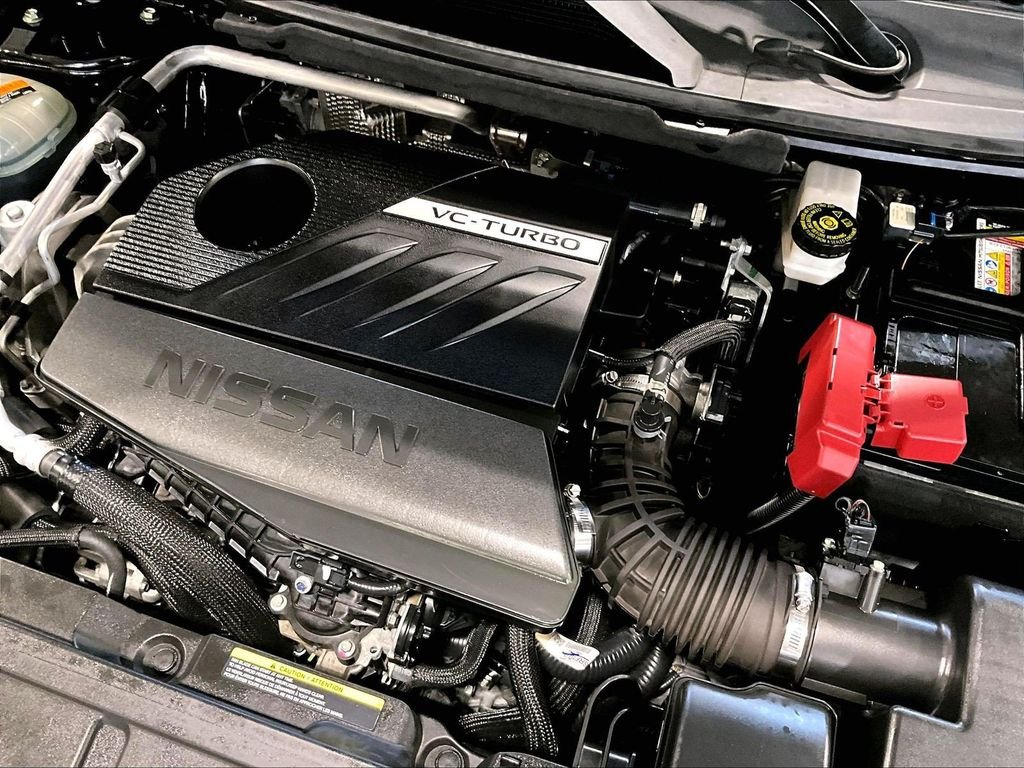 Used 2023 Black Nissan Platinum image 36