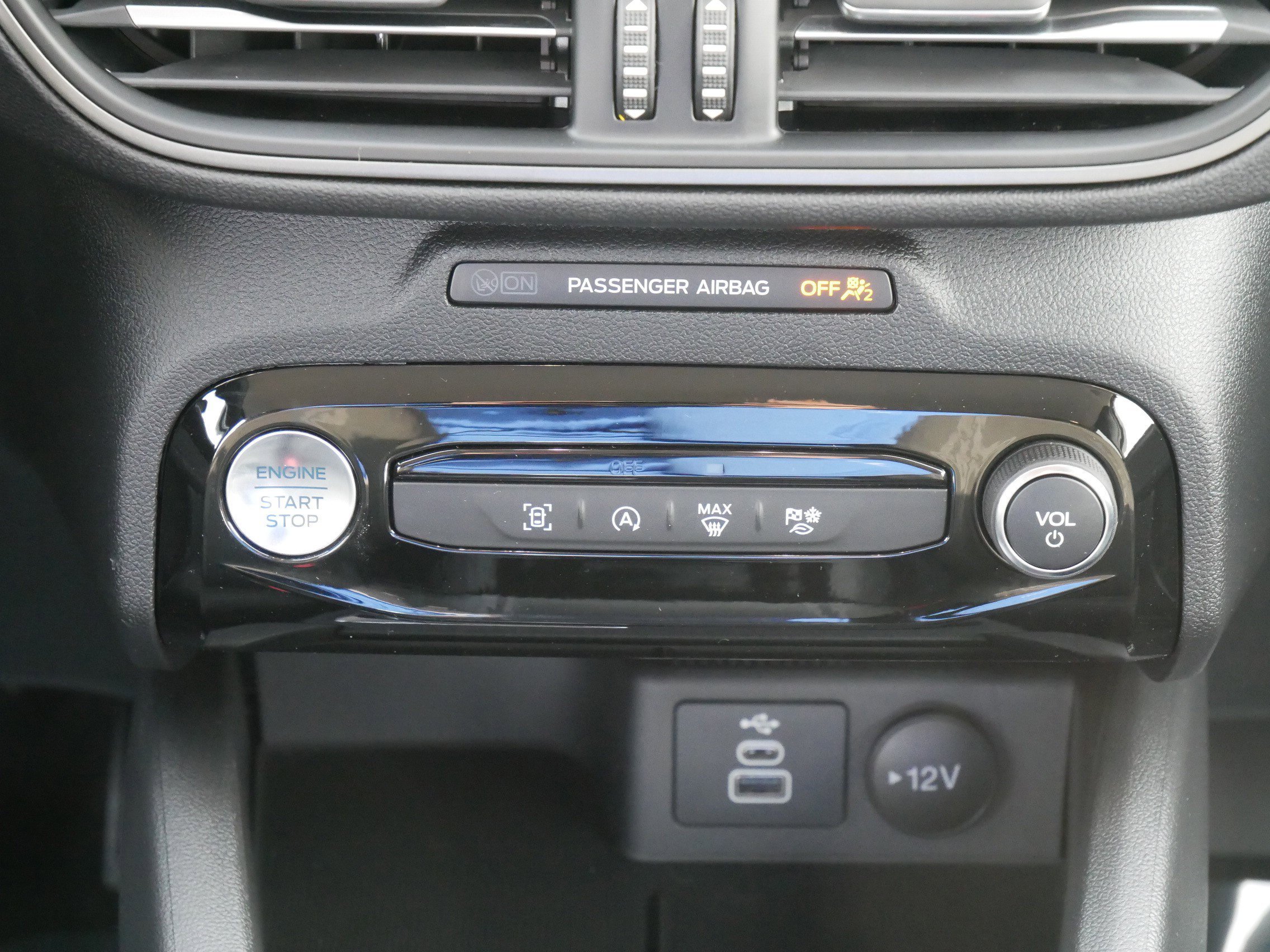 2026 Ford Escape Active - Photo 12