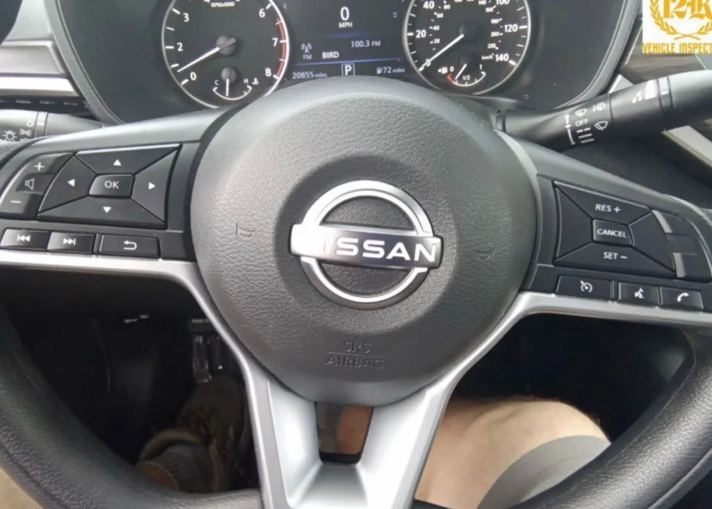 Used 2025 Black Nissan 2.5 SV image 17