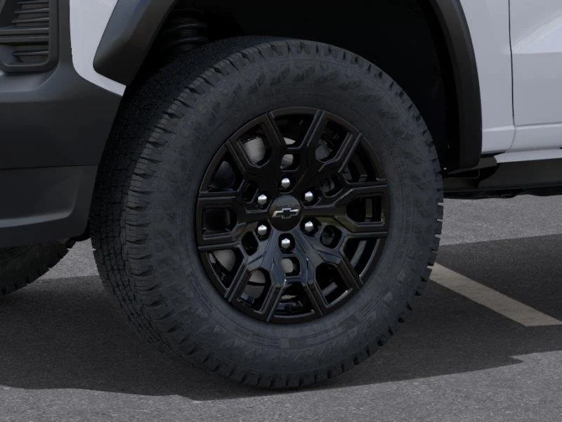 New 2026 Summit White Chevrolet Trail Boss image 9