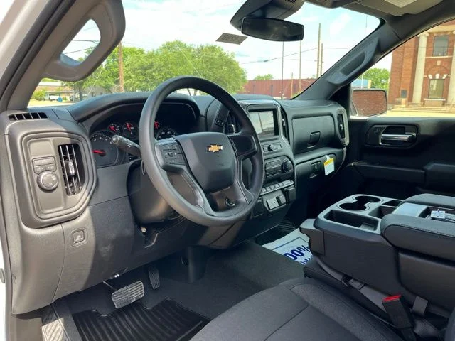 2026 Chevrolet Silverado 1500 Custom - Photo 13