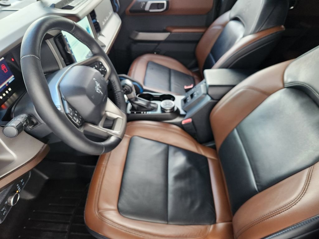 Used 2022 Shadow Black Ford Outer Banks image 13