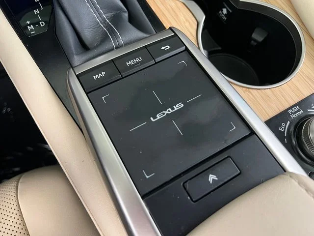 Used 2022 Eminent White Pearl Lexus 350L image 24