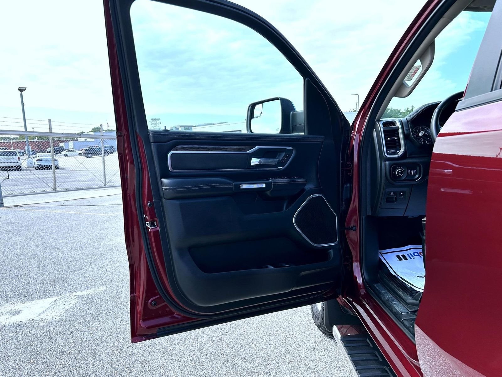 2020 RAM Ram 1500 Pickup Laramie - Photo 10