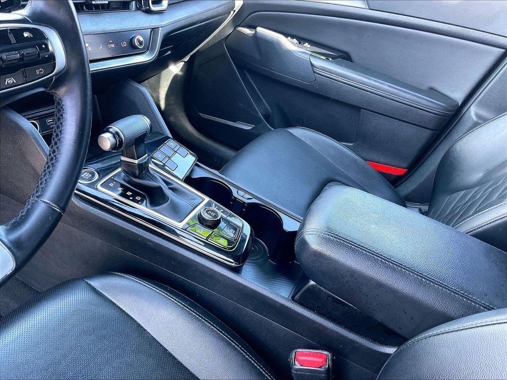 Used 2024 Gray Kia X-Line image 19