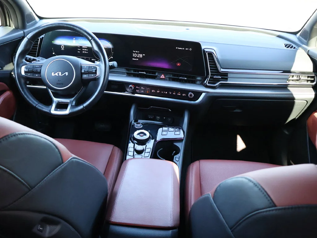Used 2025 Black Kia SX-Prestige image 36