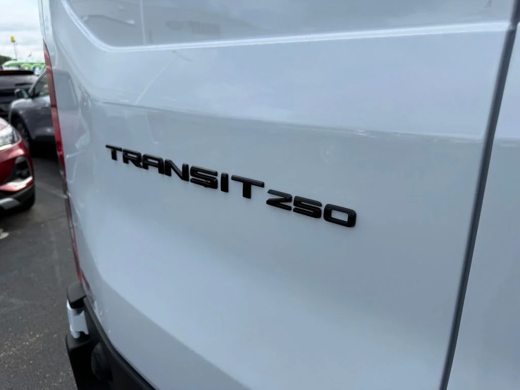 New 2026 Oxford White Ford Cargo Van image 35