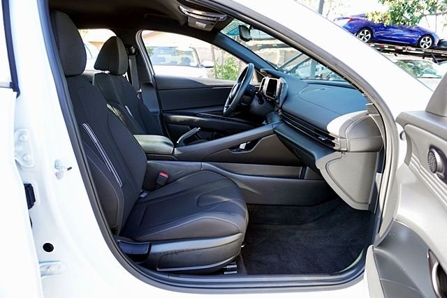 Certified Used 2026 White Hyundai SEL Sport image 10