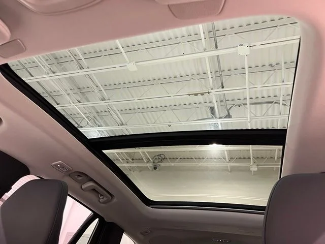 New 2026 Crystal White Volvo Plus image 19