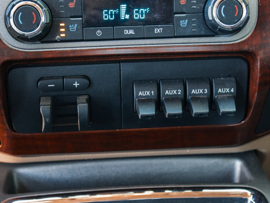 Used 2012 Tuxedo Black Ford King Ranch image 19