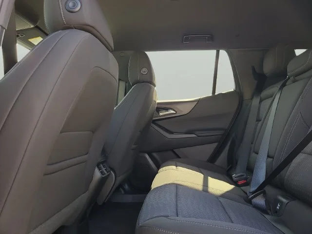 New 2027 Summit White Chevrolet LT image 12