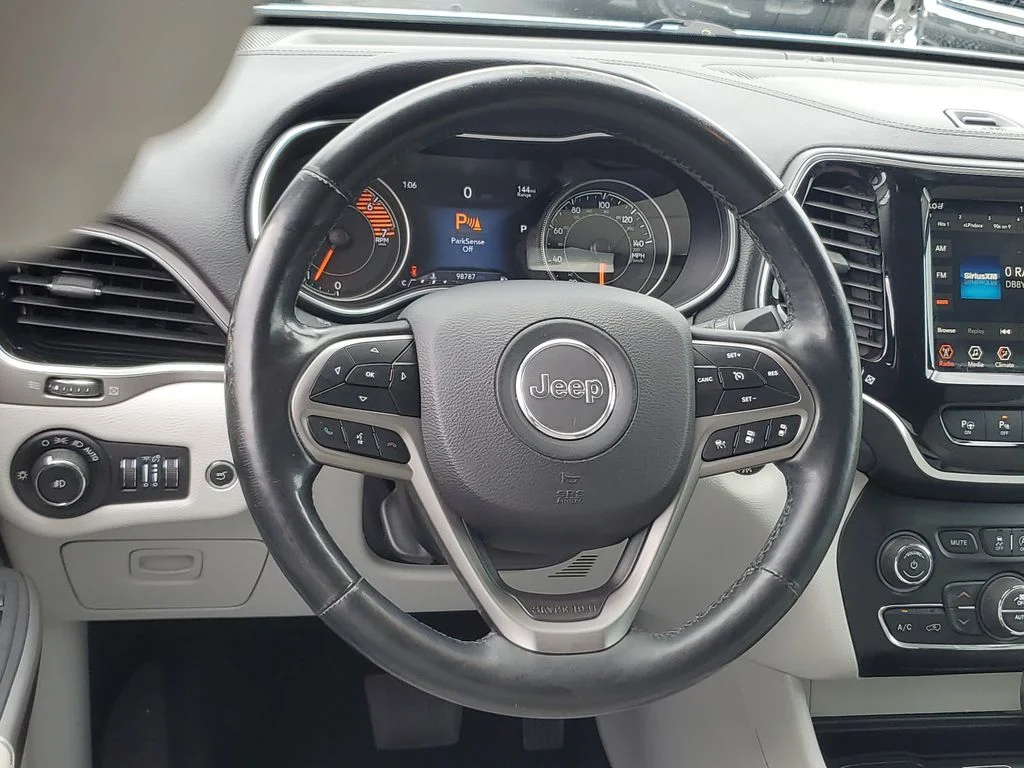 Certified Used 2019 White Jeep Limited image 11