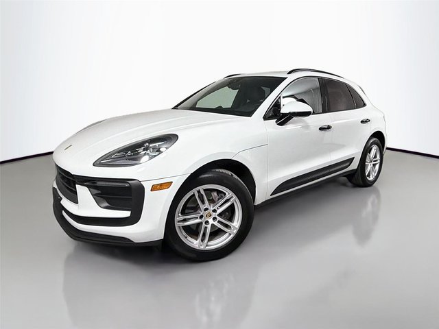 Certified Pre-Owned 2022 Porsche Macan