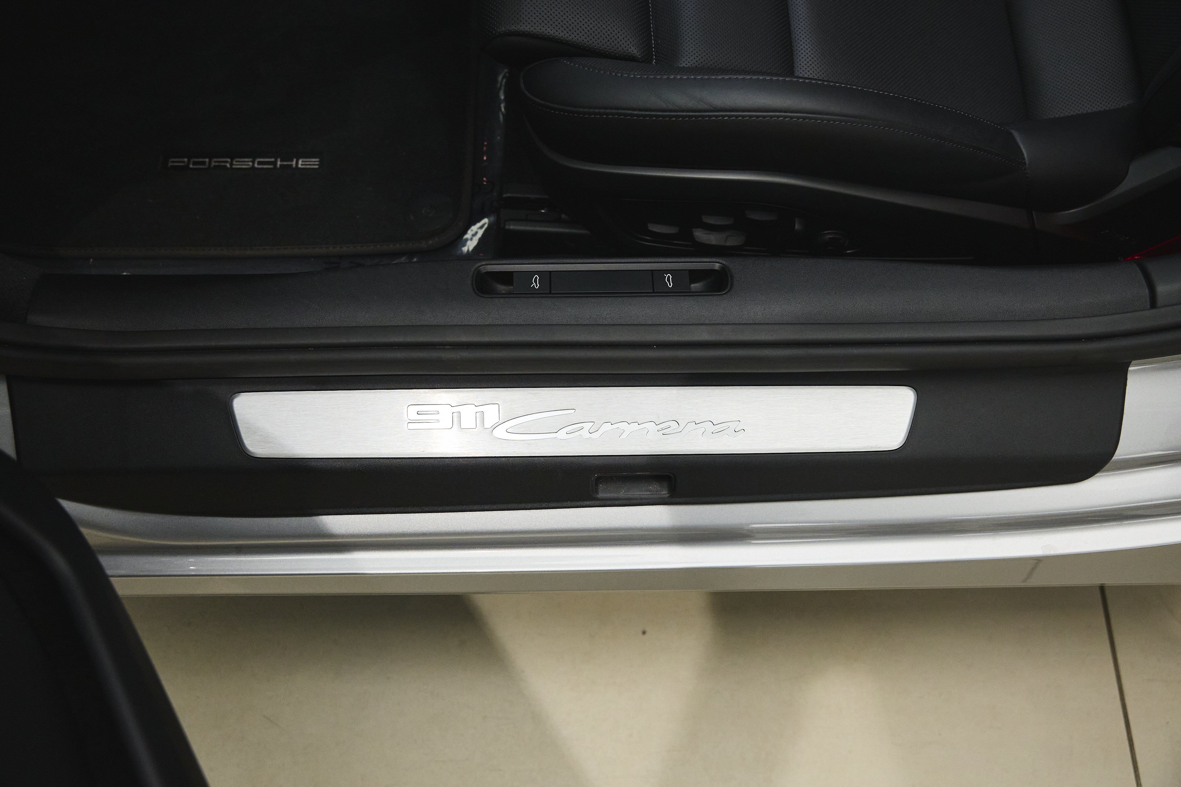 Used 2025 GT Silver Metallic Porsche Carrera image 56