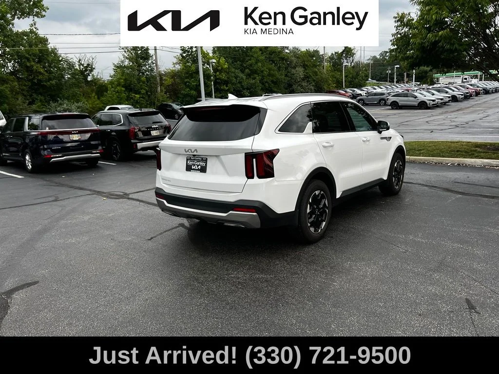 Certified Used 2026 White Kia S image 5