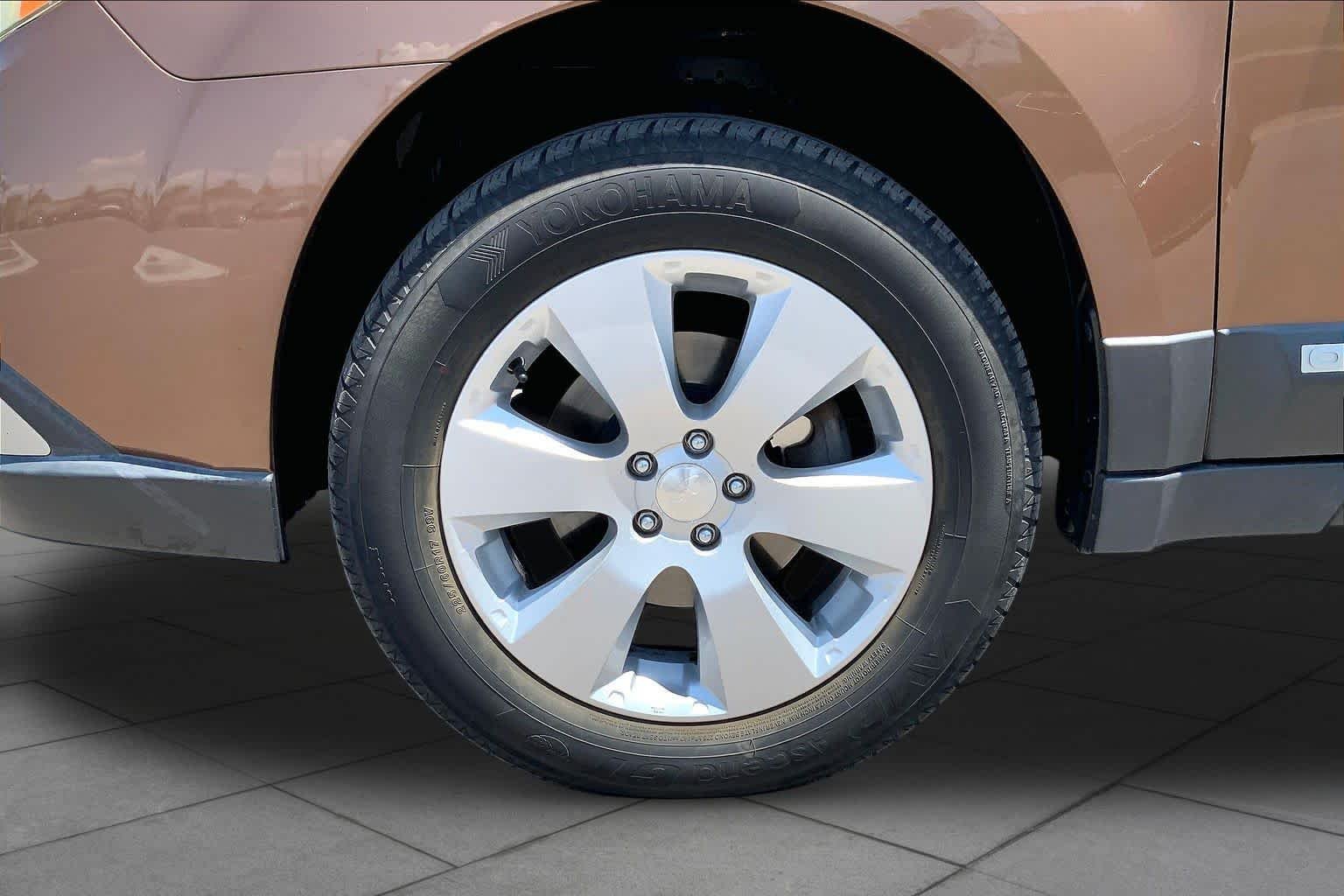 Used 2011 Caramel Bronze Metallic Subaru 2.5i Prem AWP/Pwr Moon image 10