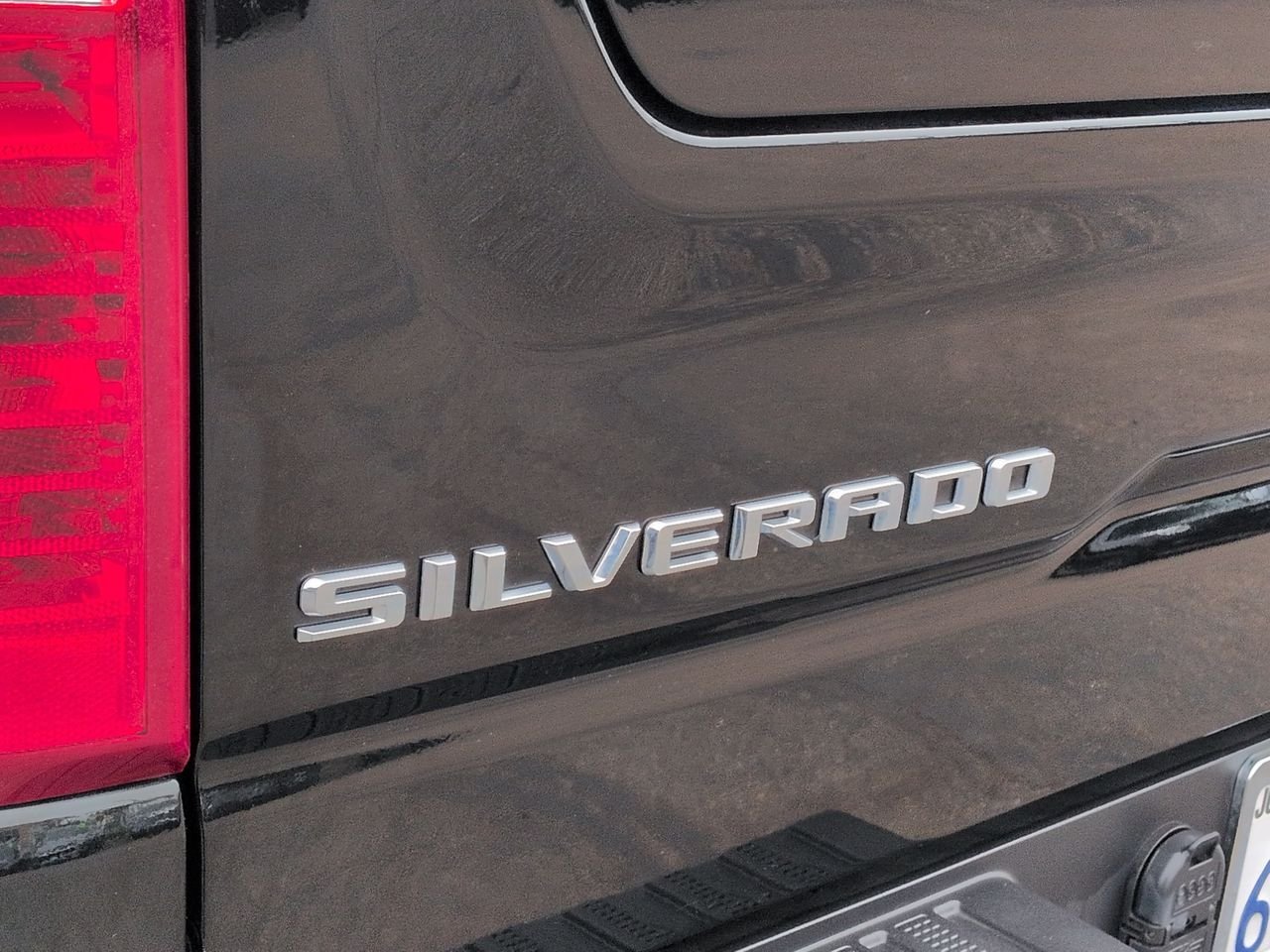 2024 Chevrolet Silverado 1500 Custom - Photo 33