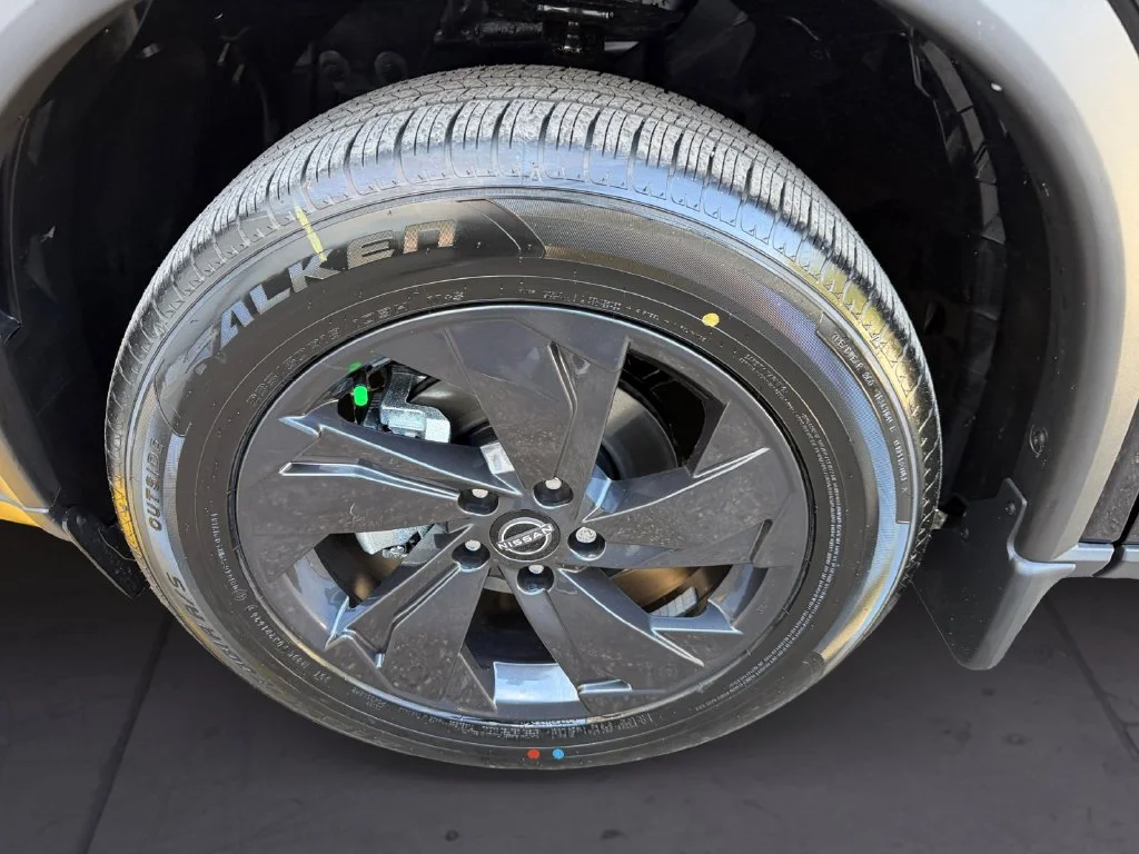 New 2027 Black Nissan SV image 9