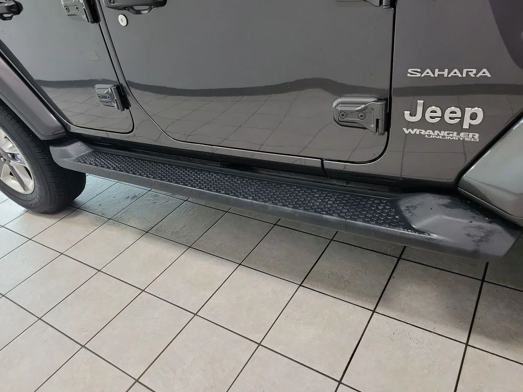 Certified Used 2022 Gray Jeep Unlimited Sahara image 19
