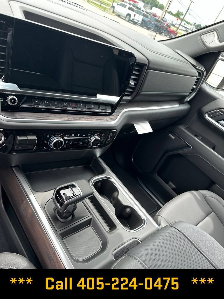 2026 GMC Sierra 1500 SLT - Photo 17