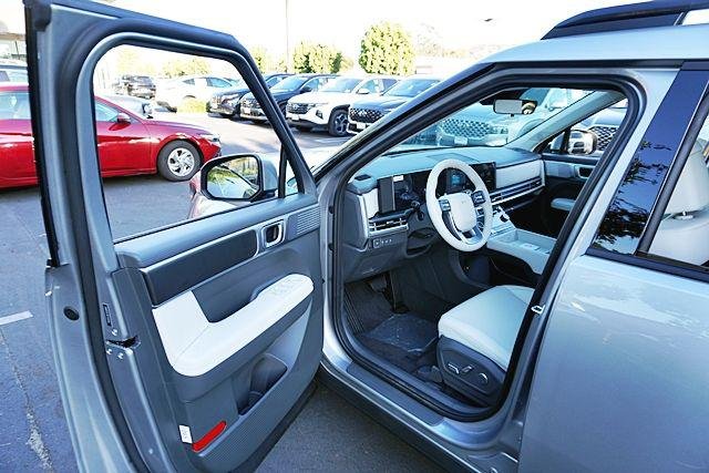 New 2026 Silver Hyundai SEL image 40