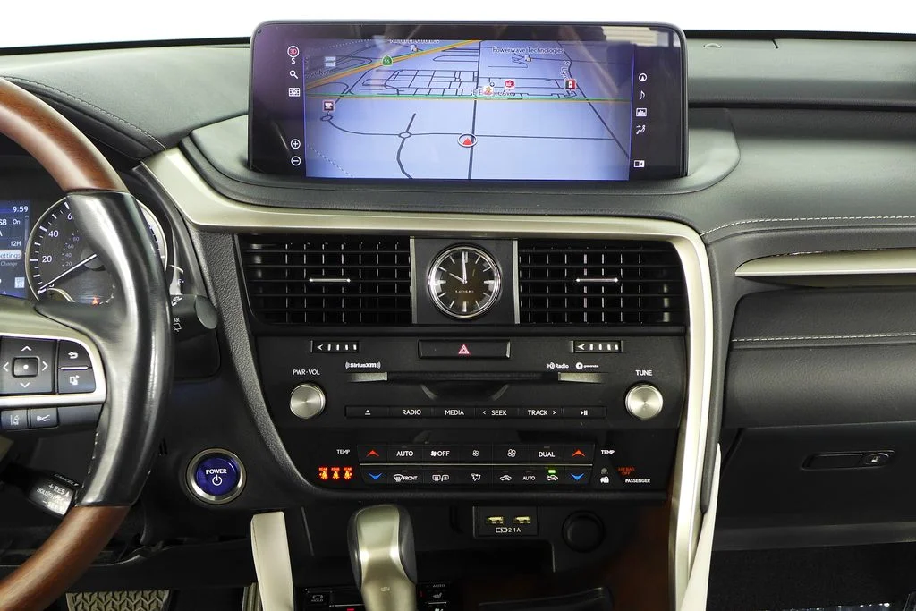 Used 2020 White Lexus 450h image 26