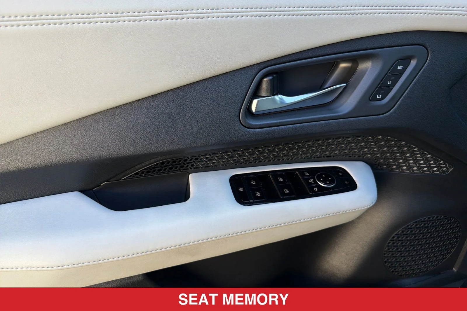 Used 2024 Black Nissan EVOLVE+ image 12