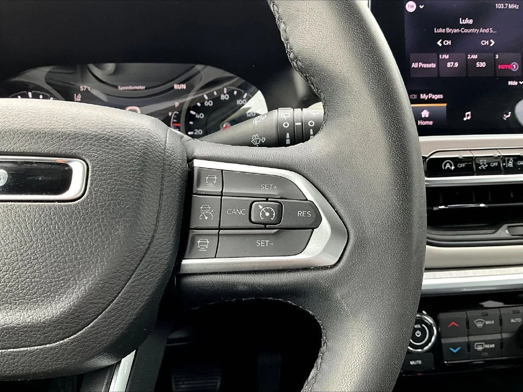 2025 Jeep Compass Limited - Photo 16