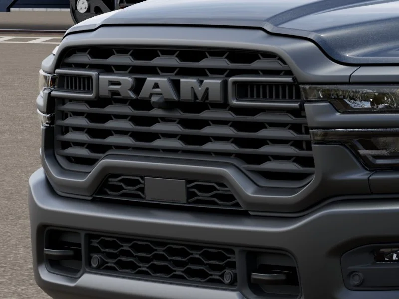 New 2026 Diamond Black Crystal Pearl-Coat Exterior Paint RAM Tradesman image 21