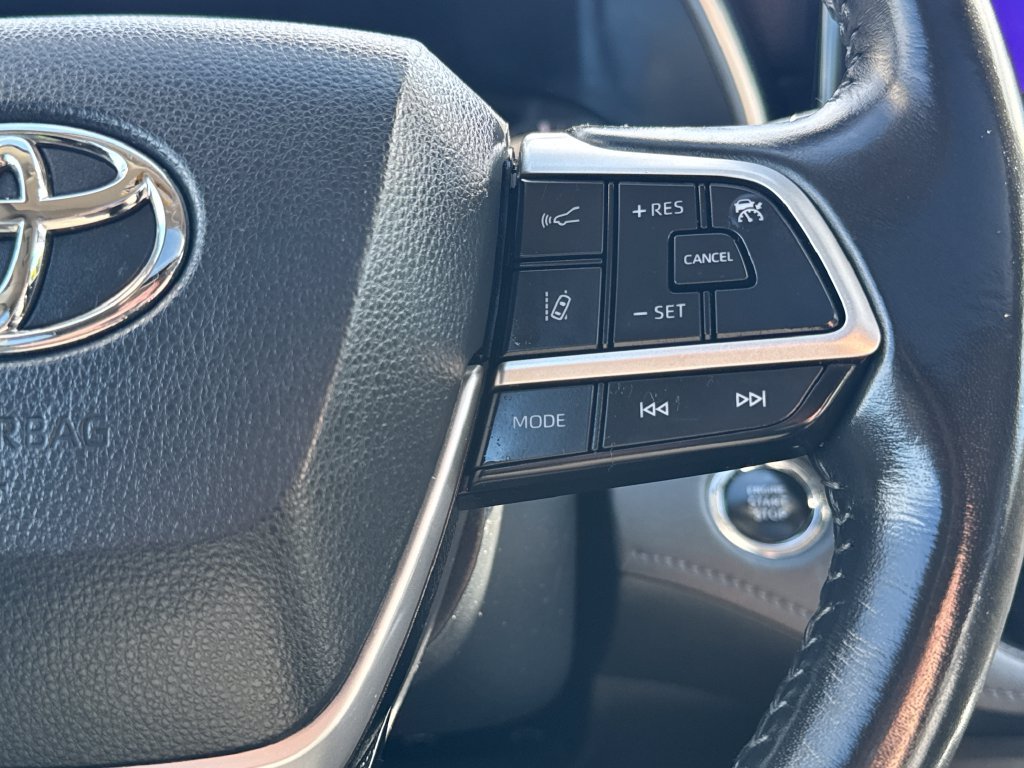 Used 2023 Black Toyota XLE image 22