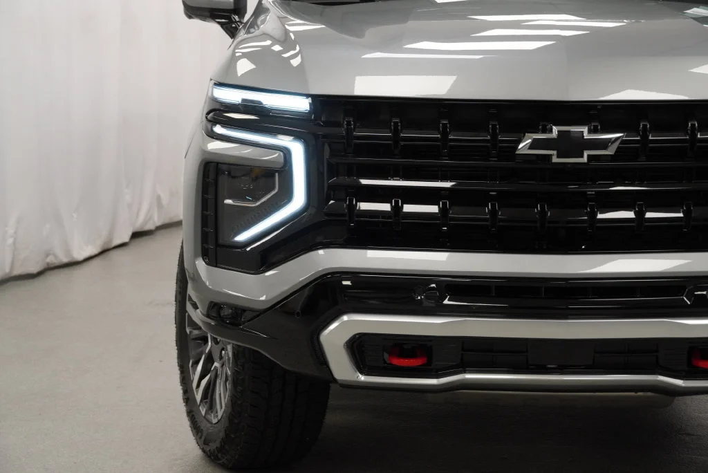 New 2026 Sterling Gray Metallic Chevrolet Z71 image 34