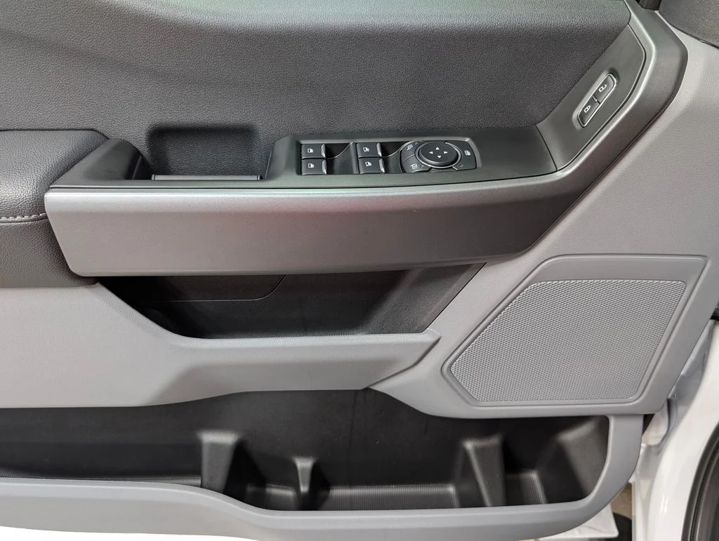 New 2026 Oxford White Ford F-350® XL image 13