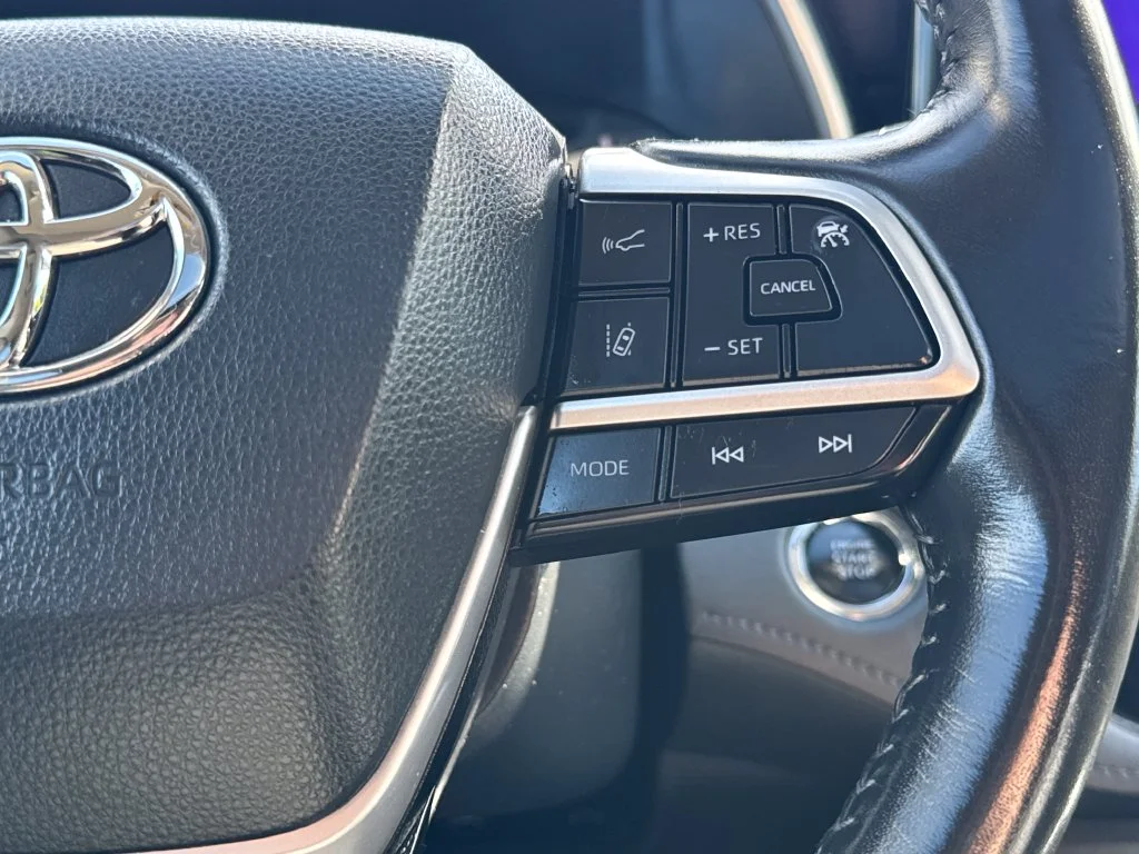 Used 2023 Black Toyota XLE image 22