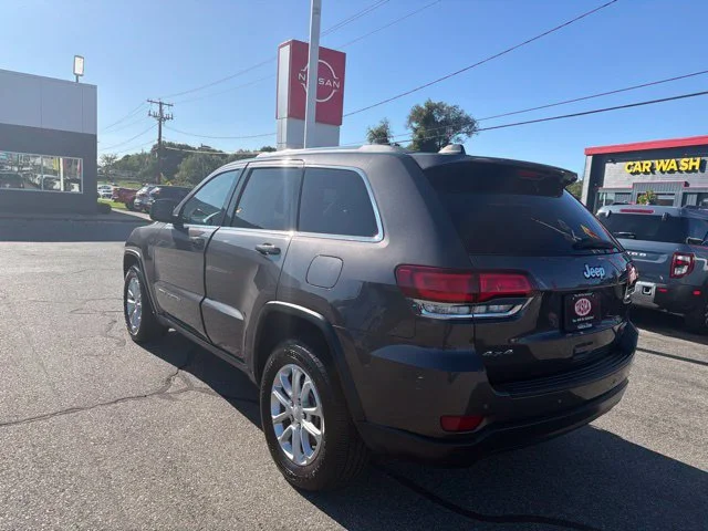 Used 2021 Gray Jeep Laredo E image 7