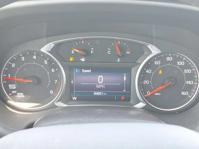 Used 2021 White GMC Denali image 10
