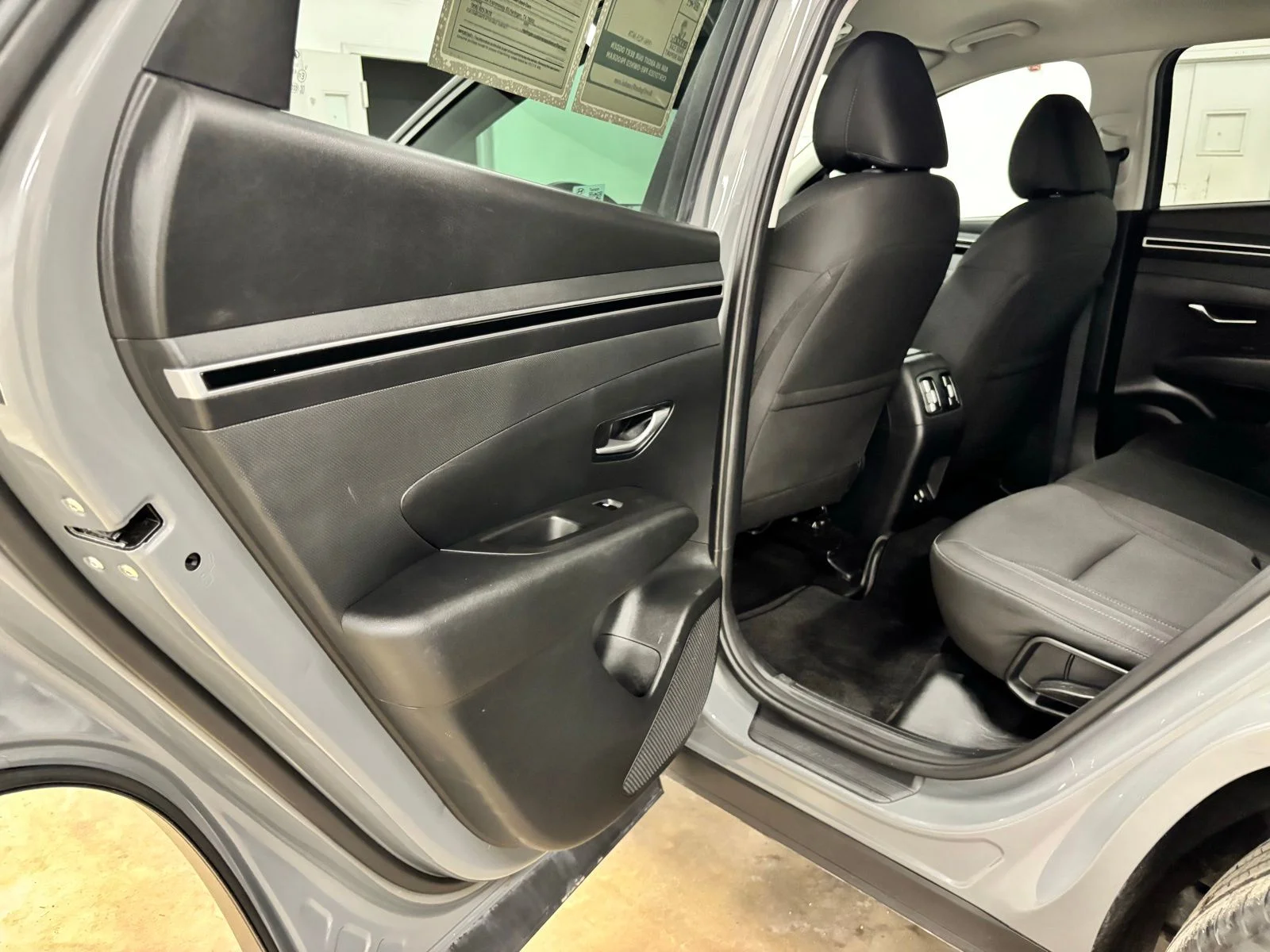 Used 2024 Gray Hyundai SEL image 18