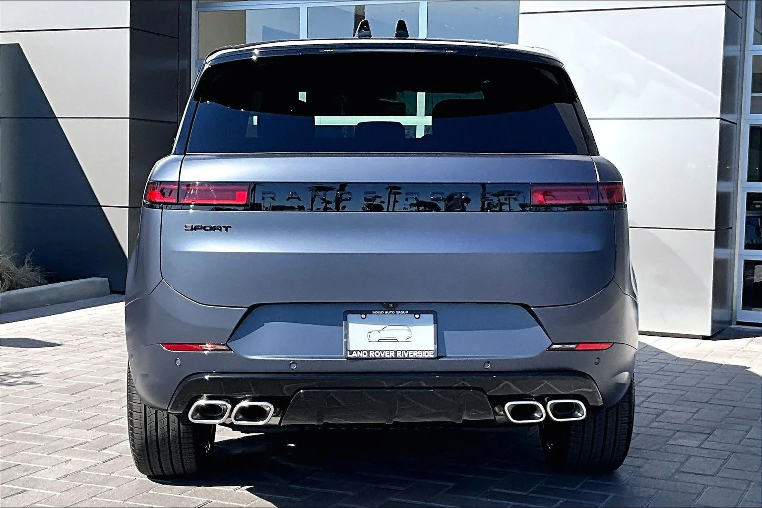 New 2026 Varesine Blue Land Rover Dynamic SE image 4