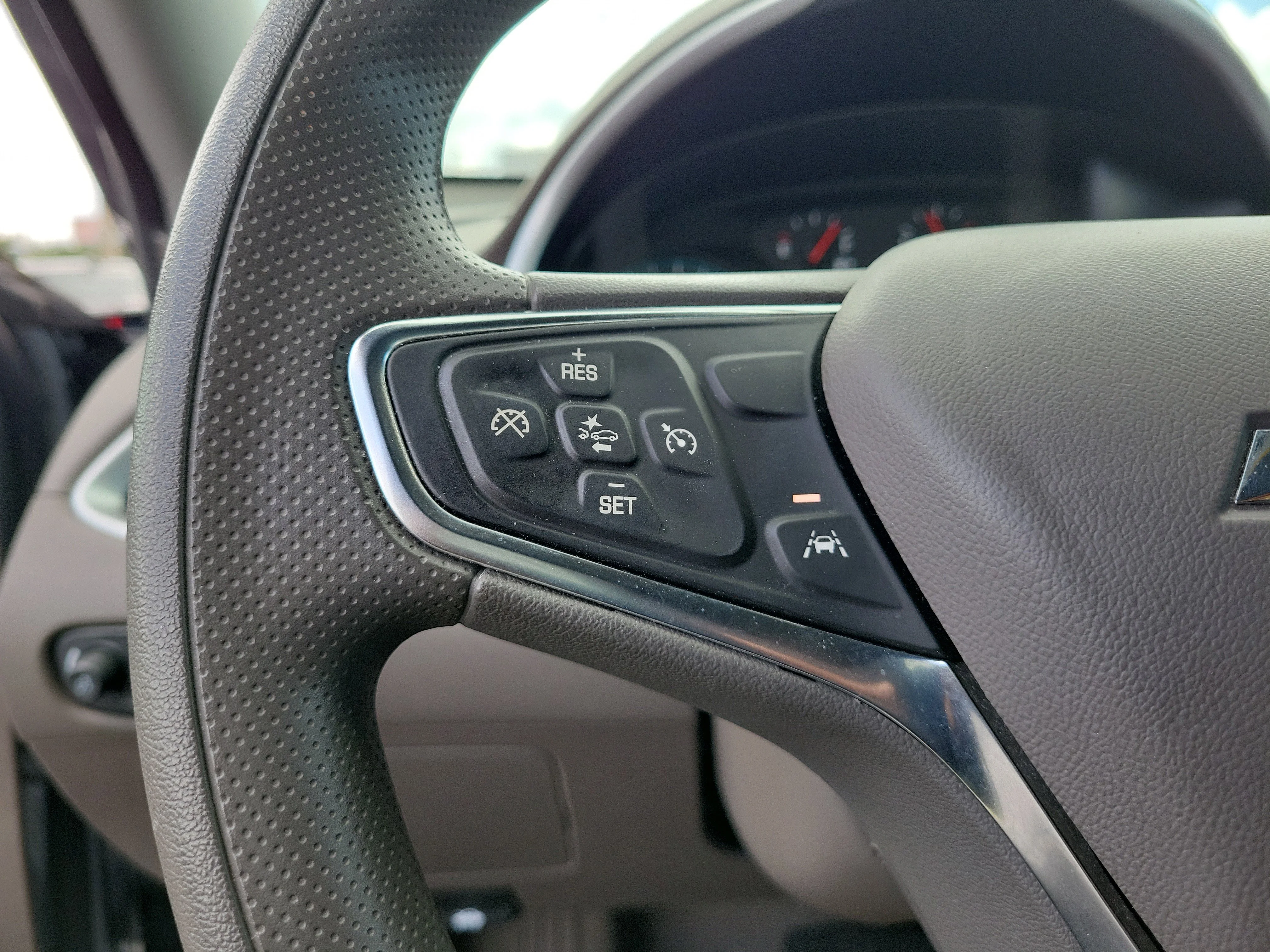 Used 2024 Sterling Gray Metallic Chevrolet LT image 19