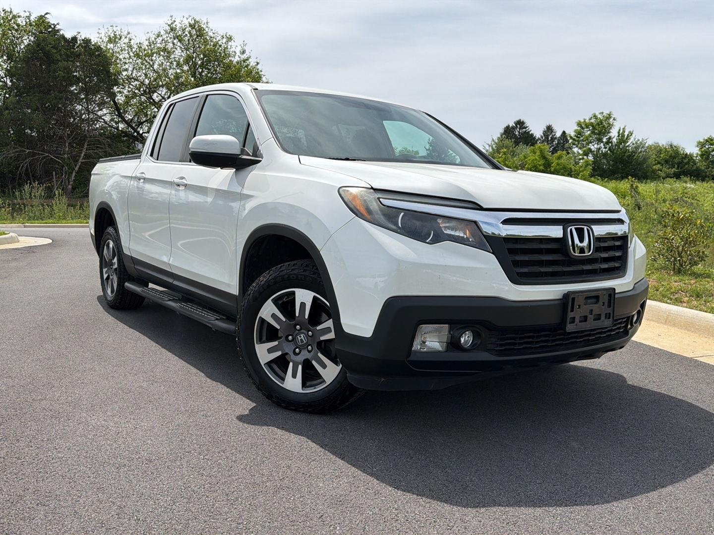 2017 Honda Ridgeline RTL AWD's photo