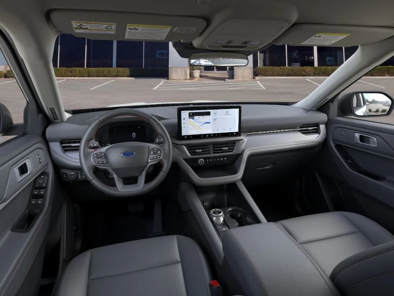 New 2026 Star White Metallic Tri-Coat Ford Active image 9