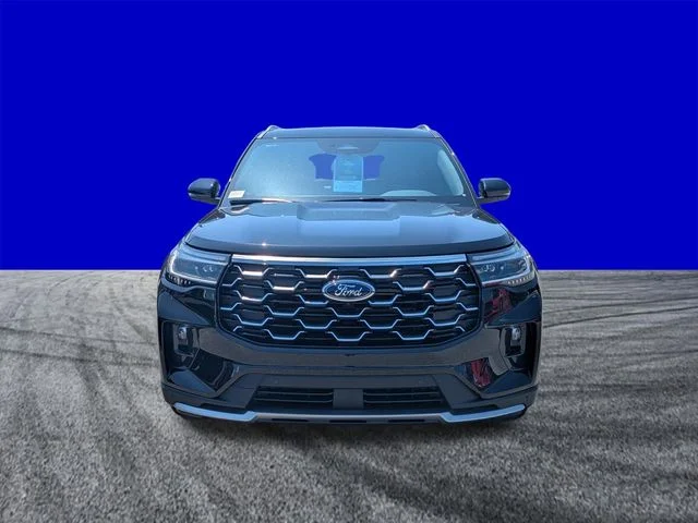 New 2026 Agate Black Metallic Ford Platinum™ image 9